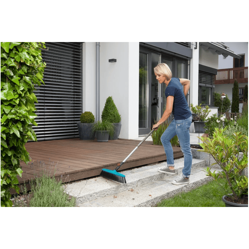 Σκούπα Σκληρή Gardena Combi χρήση με κοντάρι